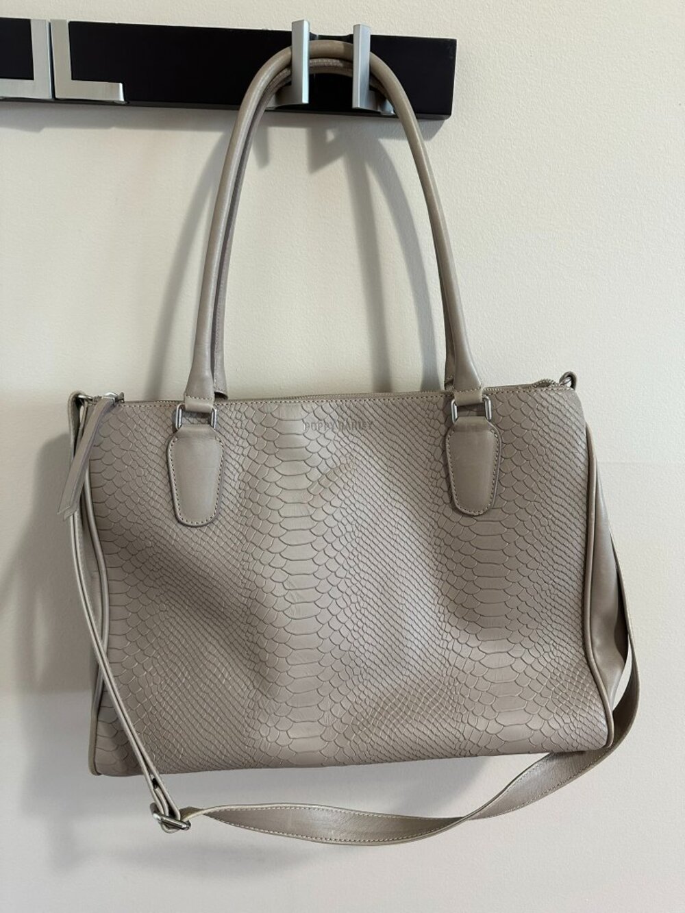 Poppy Barley - The Co-Worker Tote in Stone Python